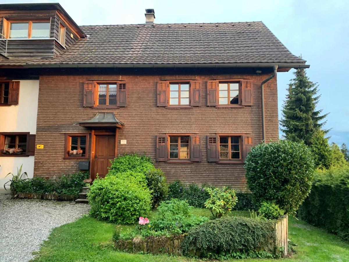 Bauernhaus Am Pfaenderhang Mit Seeblick Lochau Exterior foto
